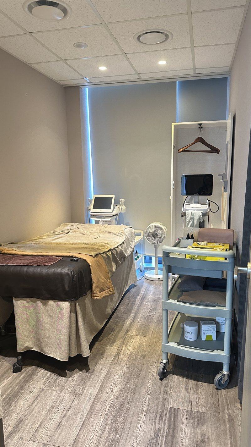 奧嘉娜皮膚科怎麼預約？