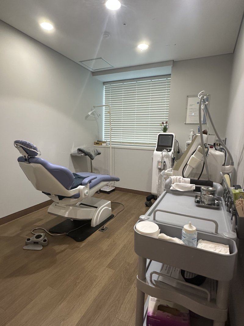 韓國Dayone皮膚科江南店4月特惠活動大公開！韓版超聲刀僅需10萬韓幣起，熱門項目與價格一次看懂